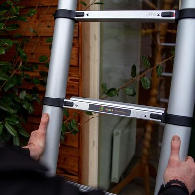 BATAVIA 7063670 Telescopic Ladder 3.81m